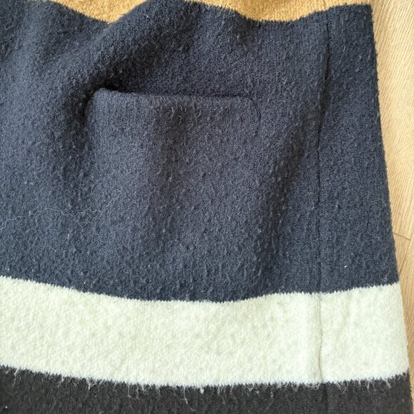 Olivia James Oversized Cardigan - Picture 3 of 4